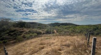 Lot for sale in Puerto Escondido