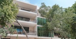 Garden house condo with private yard and plunge pool